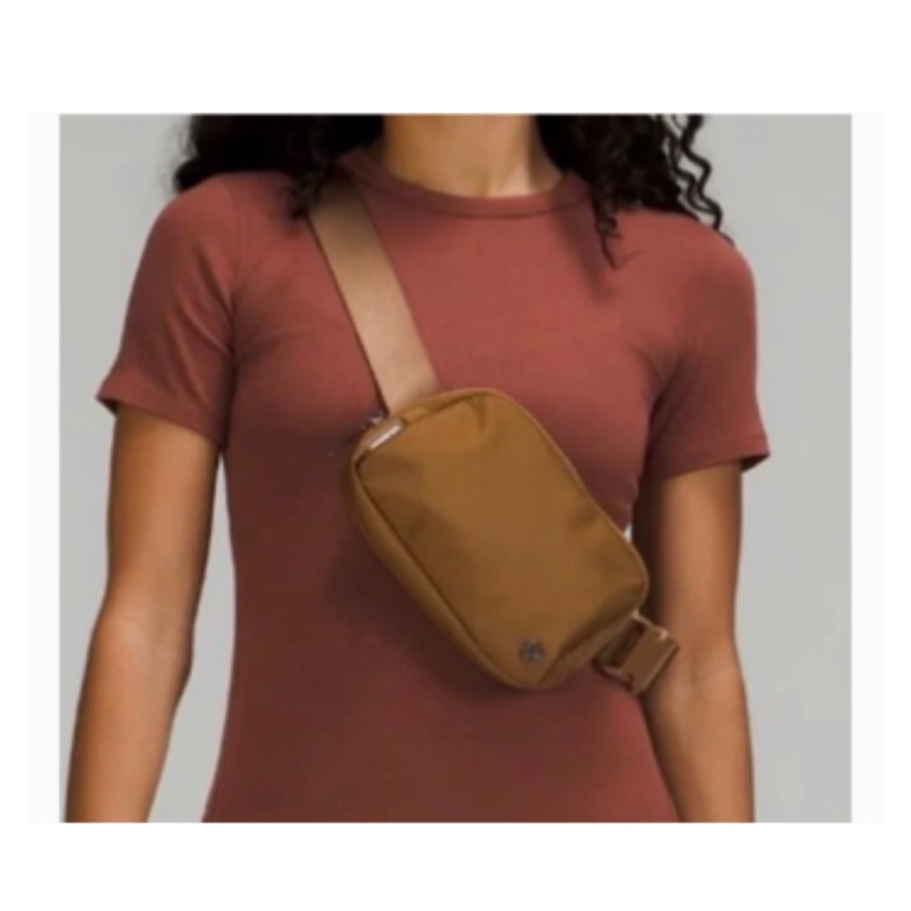 Lululemon  Mini Belt Bag